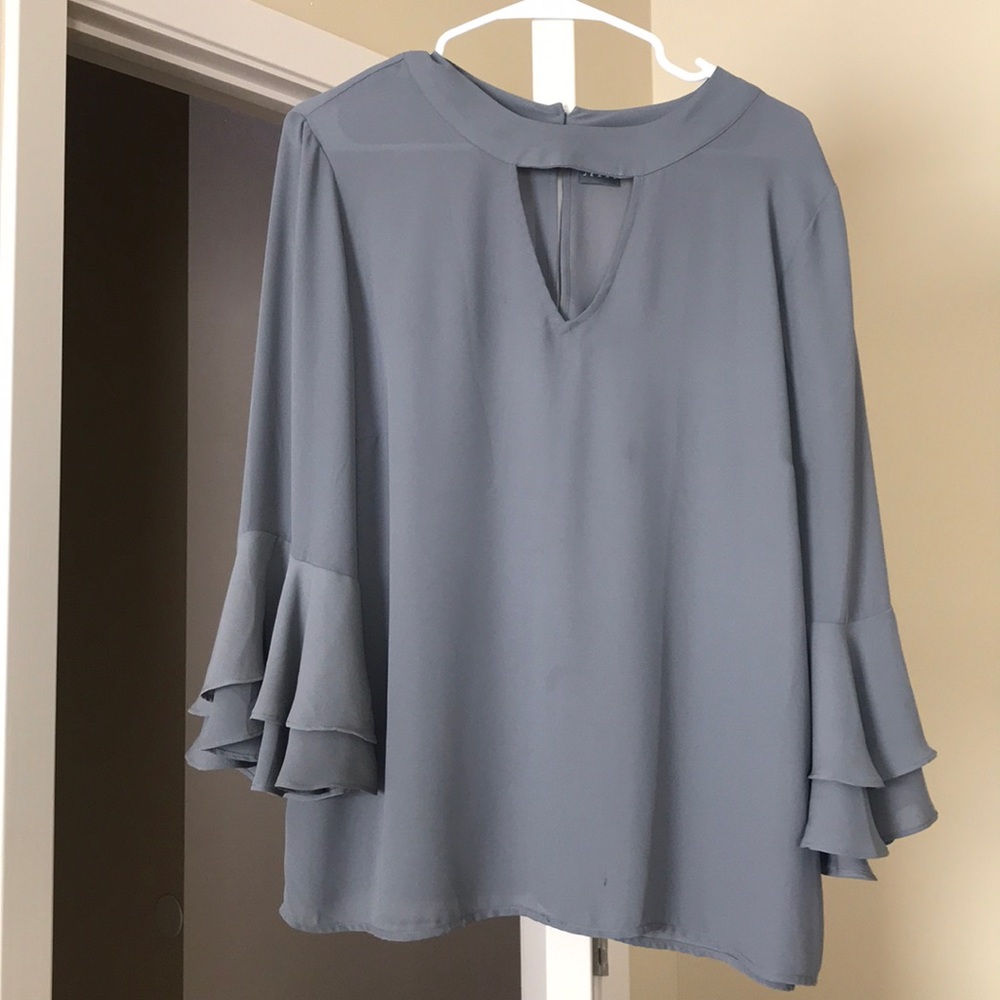 SOHO blouse